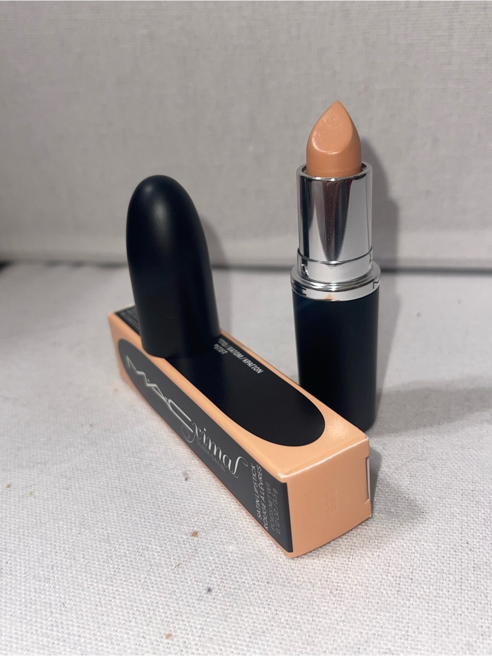 MAC Macximal sleek satin lipstick - Creme d’nude